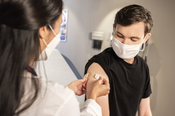 PGEU toma posição no processo de vacinação da gripe por farmacêuticos